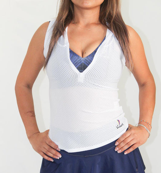 PLAYERA DEPORTIVA SIN MANGAS CON GORRO